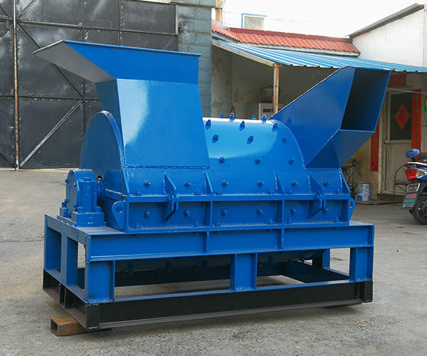 木材香菇揉丝机客户试机现场